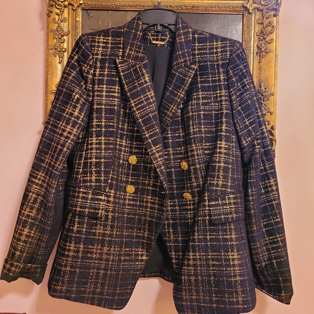 Suit